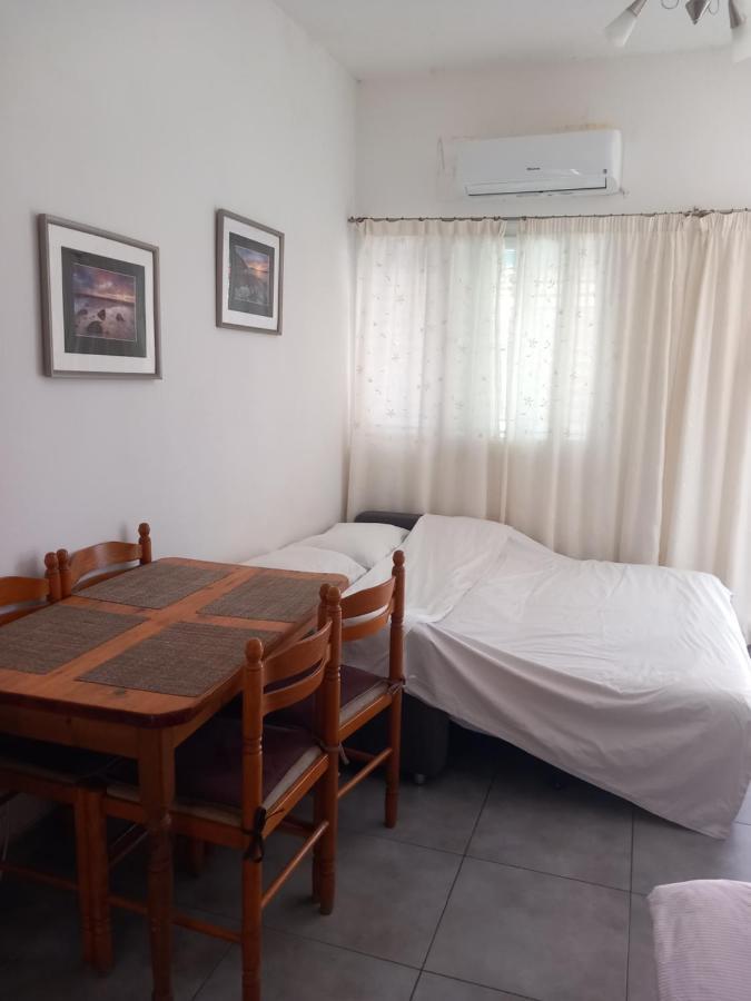 Paphos Studios Екстериор снимка