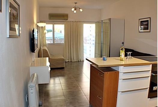 Paphos Studios Екстериор снимка