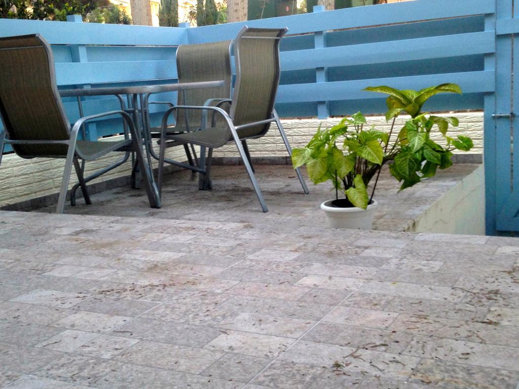 Paphos Studios Екстериор снимка